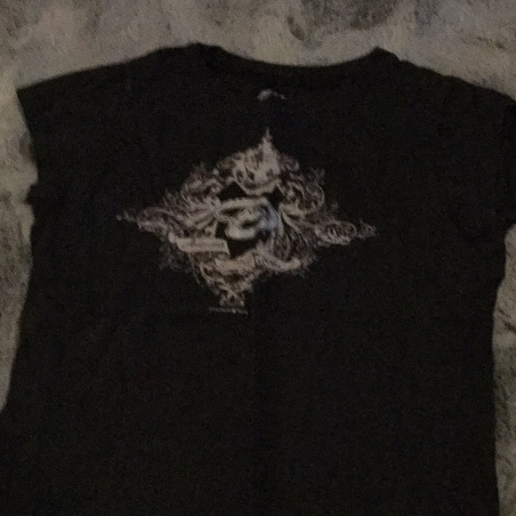 T-shirts size small in various colors - Picture 1 of 4